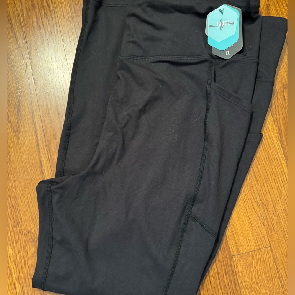 New With Tags LuLaRoe Rise 1X Solid Black Pants